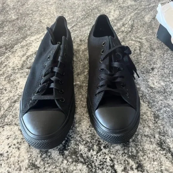 BNWT Converse Chuck Taylor All Star Low Top - Picture 5 of 7